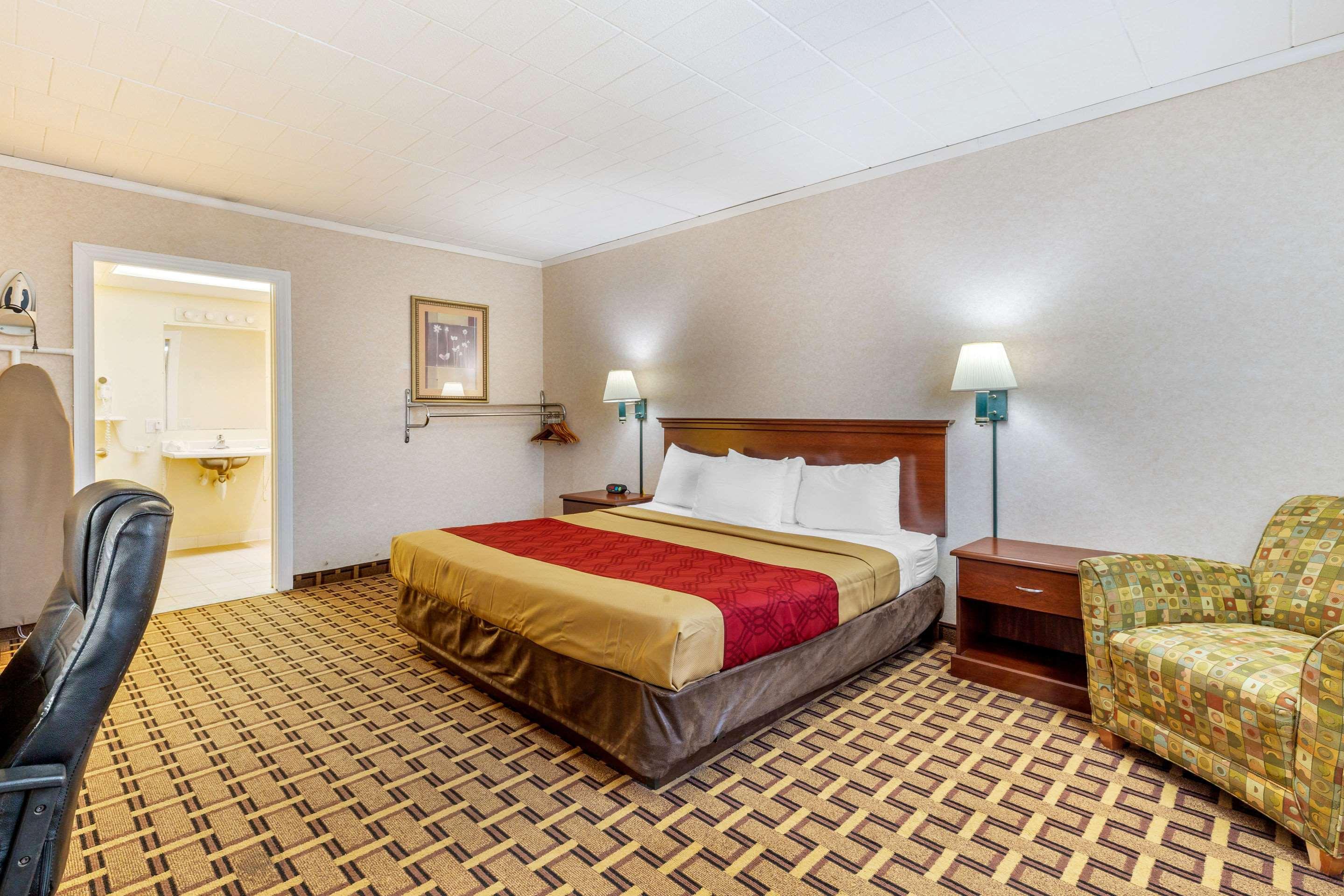 Rodeway Inn Mystic Esterno foto