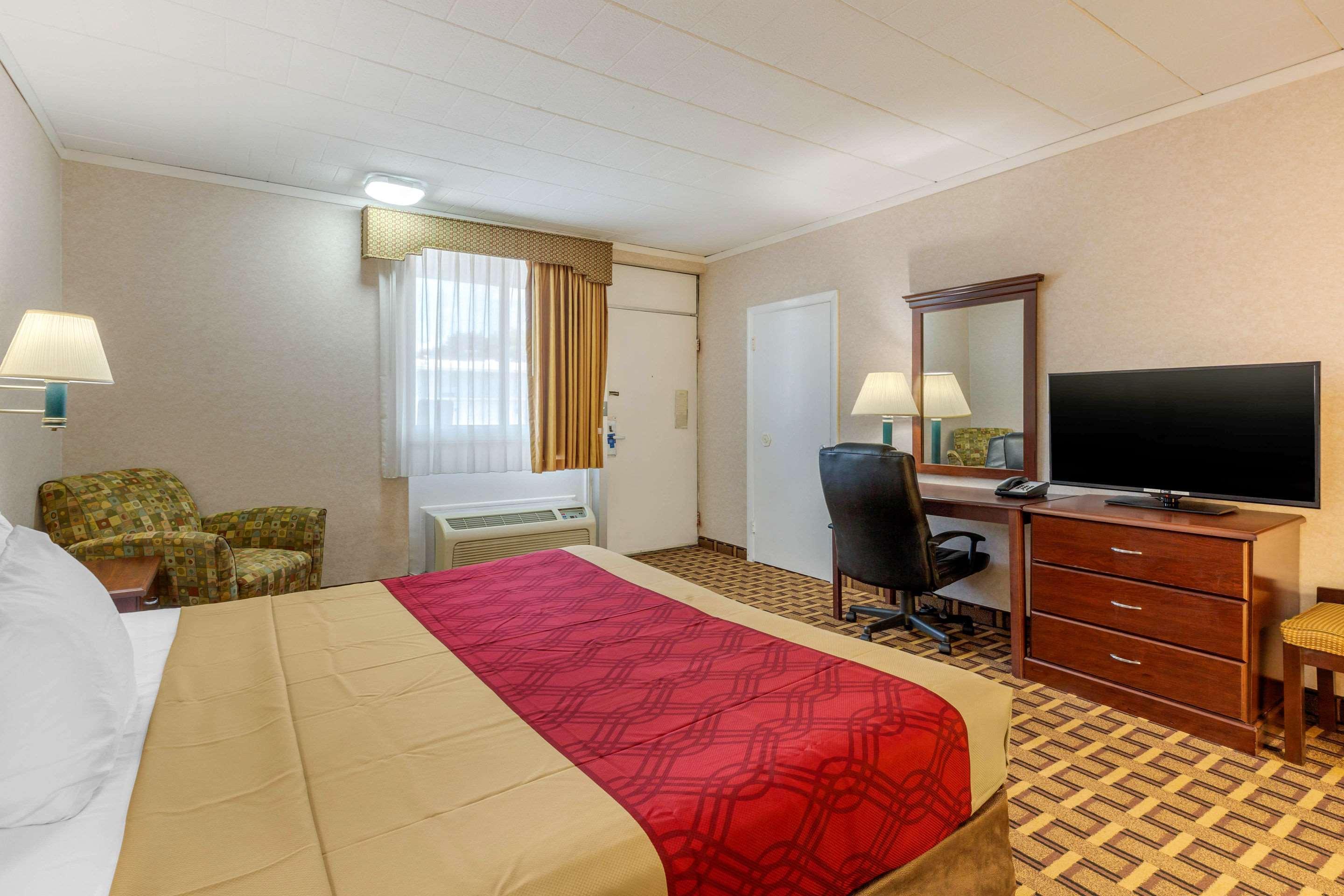 Rodeway Inn Mystic Esterno foto