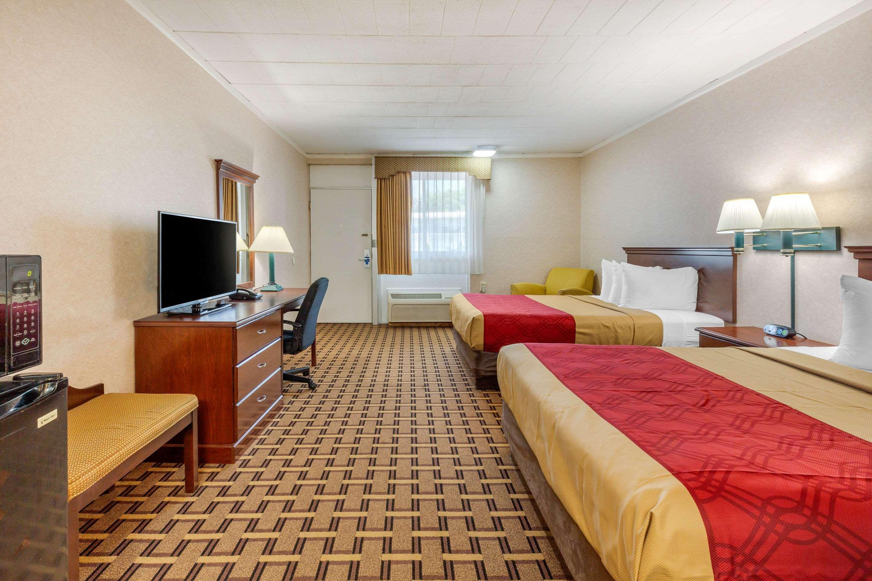 Rodeway Inn Mystic Esterno foto