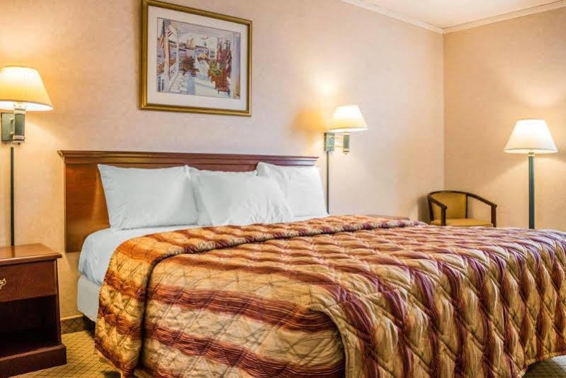 Rodeway Inn Mystic Esterno foto